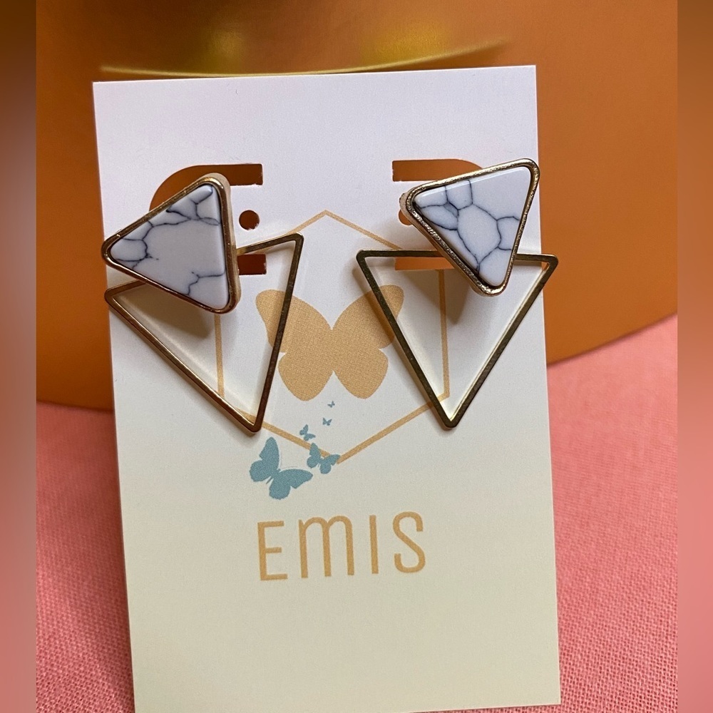 Cute Geometrical Earrings - Picture 3 of 3